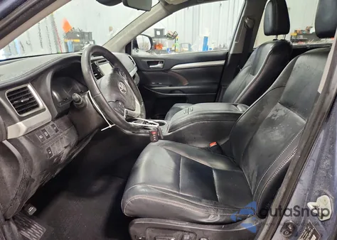 2018 Toyota Highlander Se из США, поврежденный, VIN 5TDJZRFH2JS828951